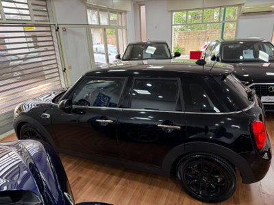 MINI Mini 1.5 Cooper D Business XL (5)