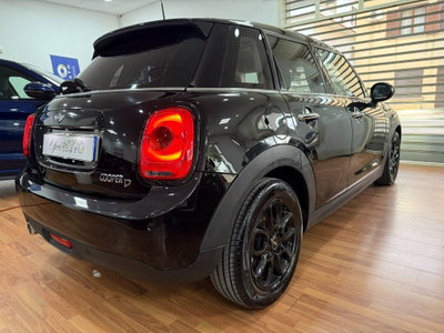 MINI Mini 1.5 Cooper D Business XL (6)