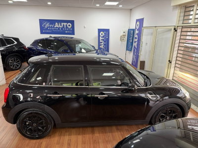 MINI Mini 1.5 Cooper D Business XL (7)