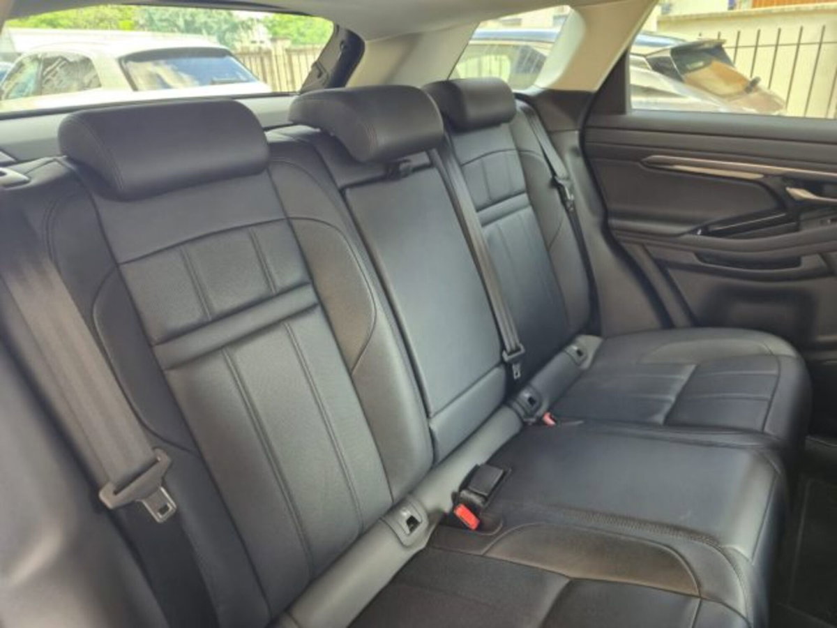 Land Rover Range Rover Evoque 1.5 I3 PHEV 300 CV AWD Auto (15)