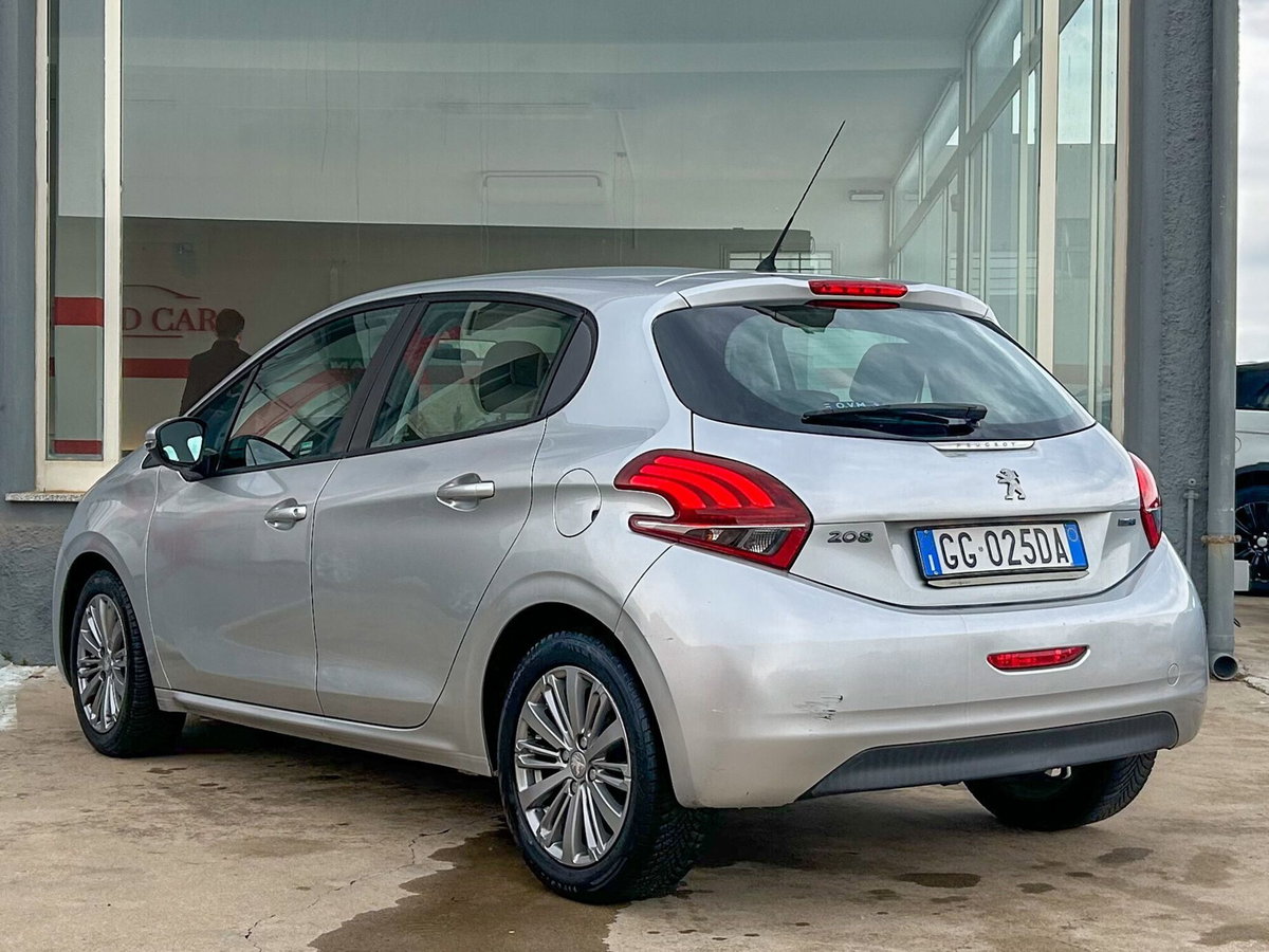 Peugeot 208 75 5 porte Active (9)