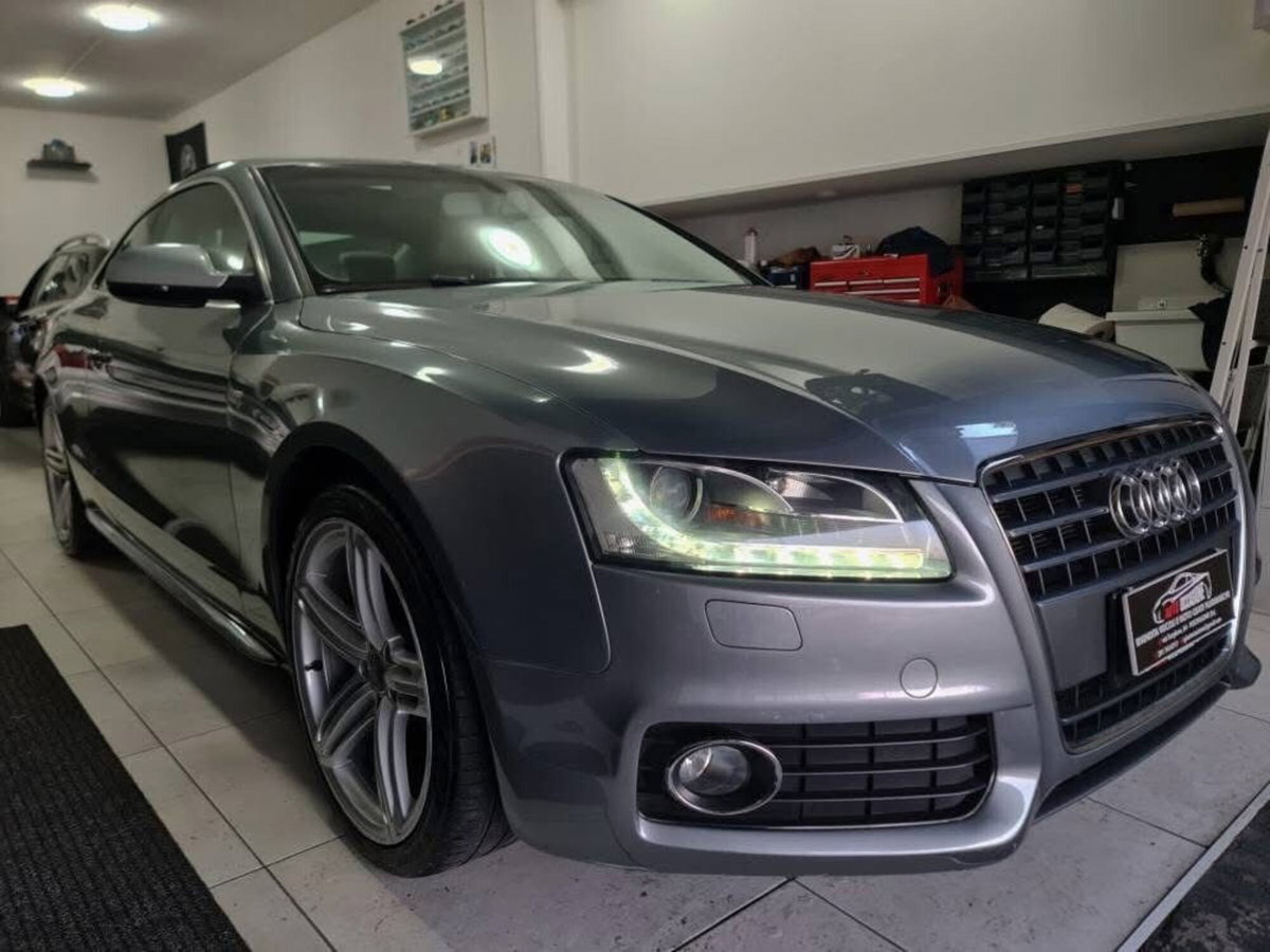 Audi A5 Coupé 2.0 TFSI 180 CV Ambition (10)