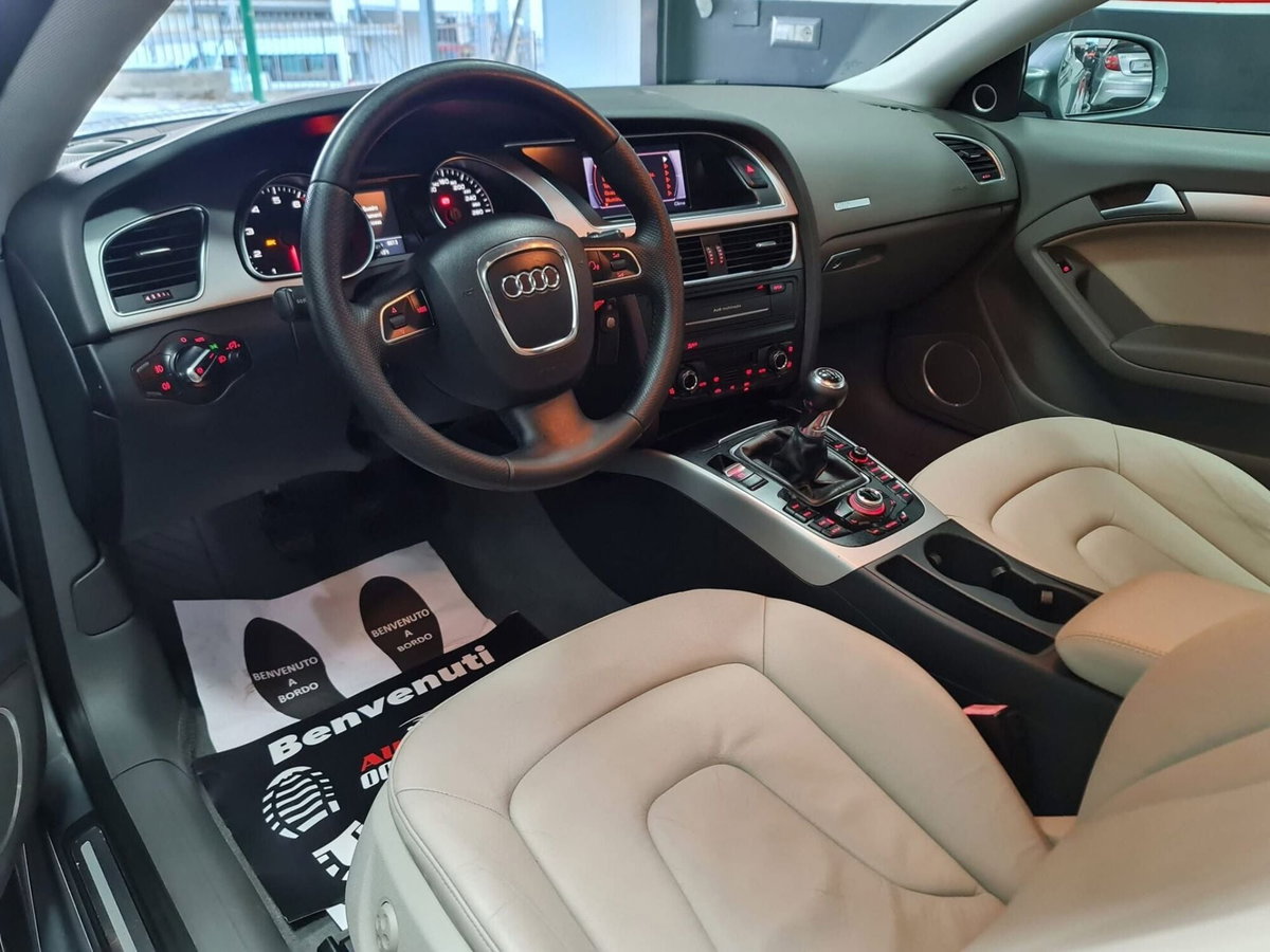 Audi A5 Coupé 2.0 TFSI 180 CV Ambition (11)