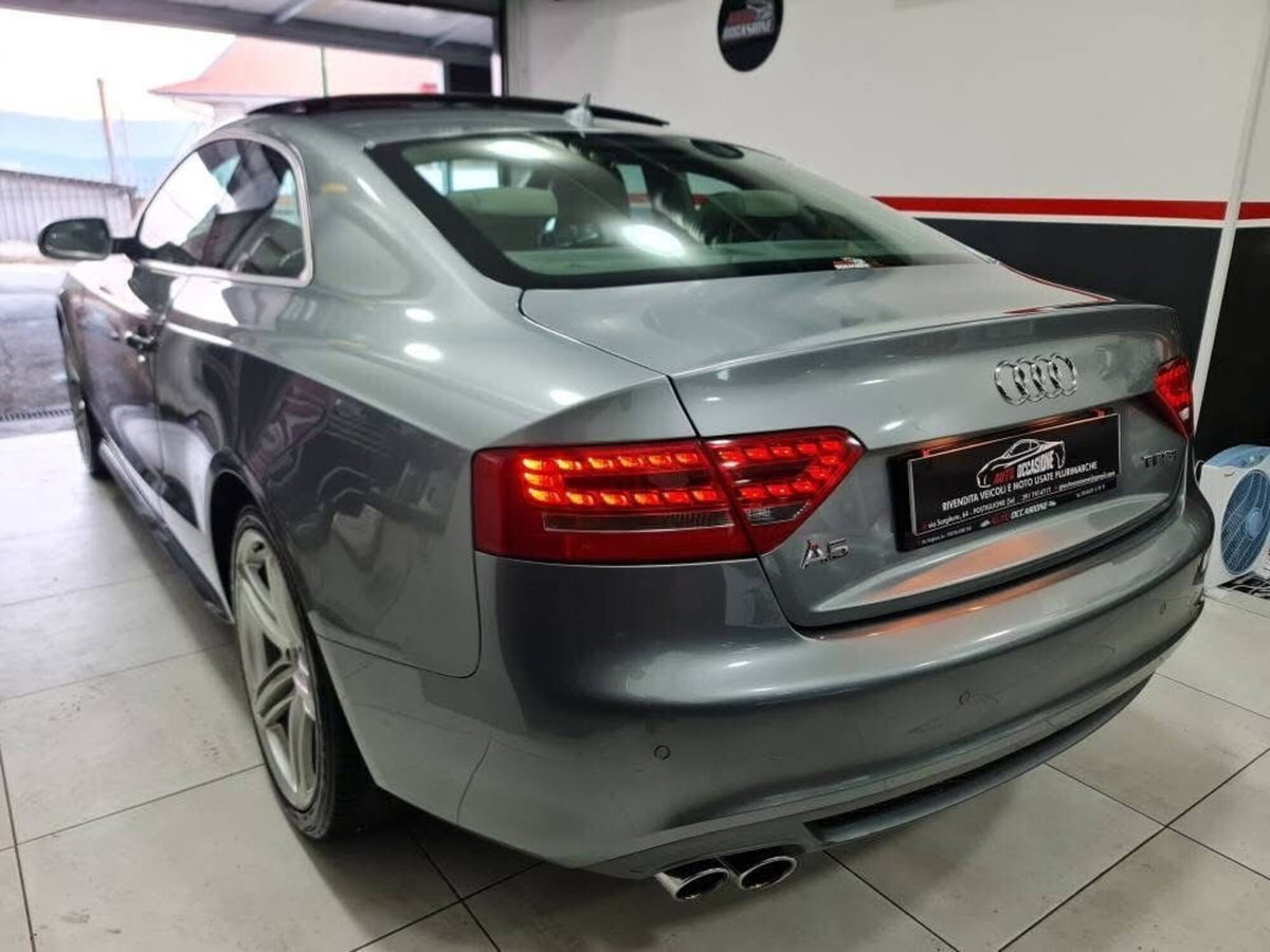 Audi A5 Coupé 2.0 TFSI 180 CV Ambition (14)