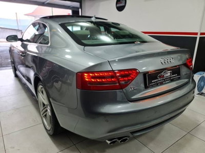 Audi A5 Coupé 2.0 TFSI 180 CV Ambition (14)