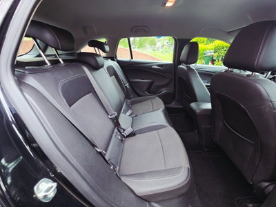 Opel Astra Station Wagon 1.6 BiTurbo CDTi Start&Stop Sports Innovation (16)