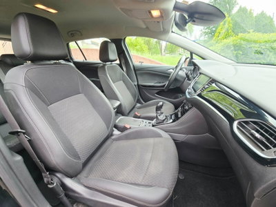 Opel Astra Station Wagon 1.6 BiTurbo CDTi Start&Stop Sports Innovation (19)