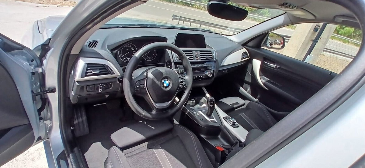 BMW Serie 1 116d 2.0 116CV cat 5 porte Attiva DPF (16)