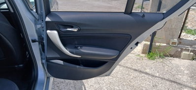 BMW Serie 1 116d 2.0 116CV cat 5 porte Attiva DPF (19)