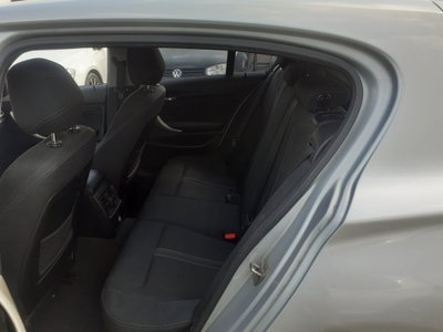 BMW Serie 1 116d 2.0 116CV cat 5 porte Attiva DPF (7)