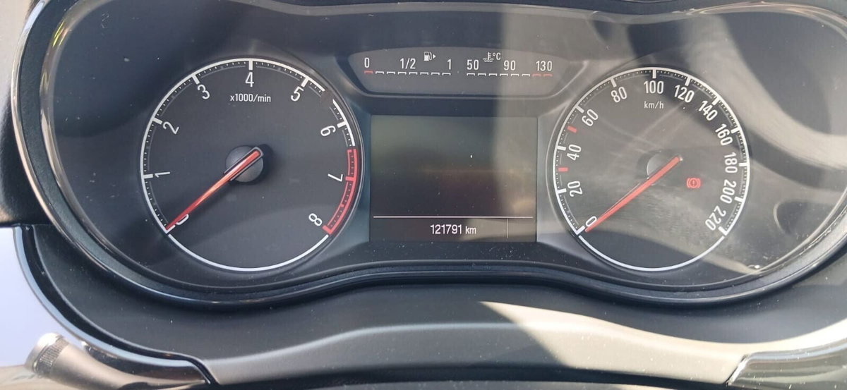 Opel Corsa 1.4 90CV GPL Tech 5 porte Advance (11)