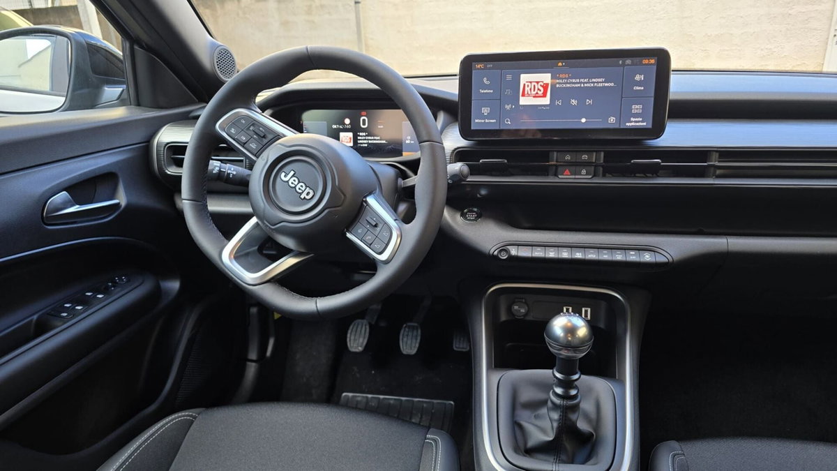 Jeep Avenger 1.2 turbo Altitude fwd 100cv (10)
