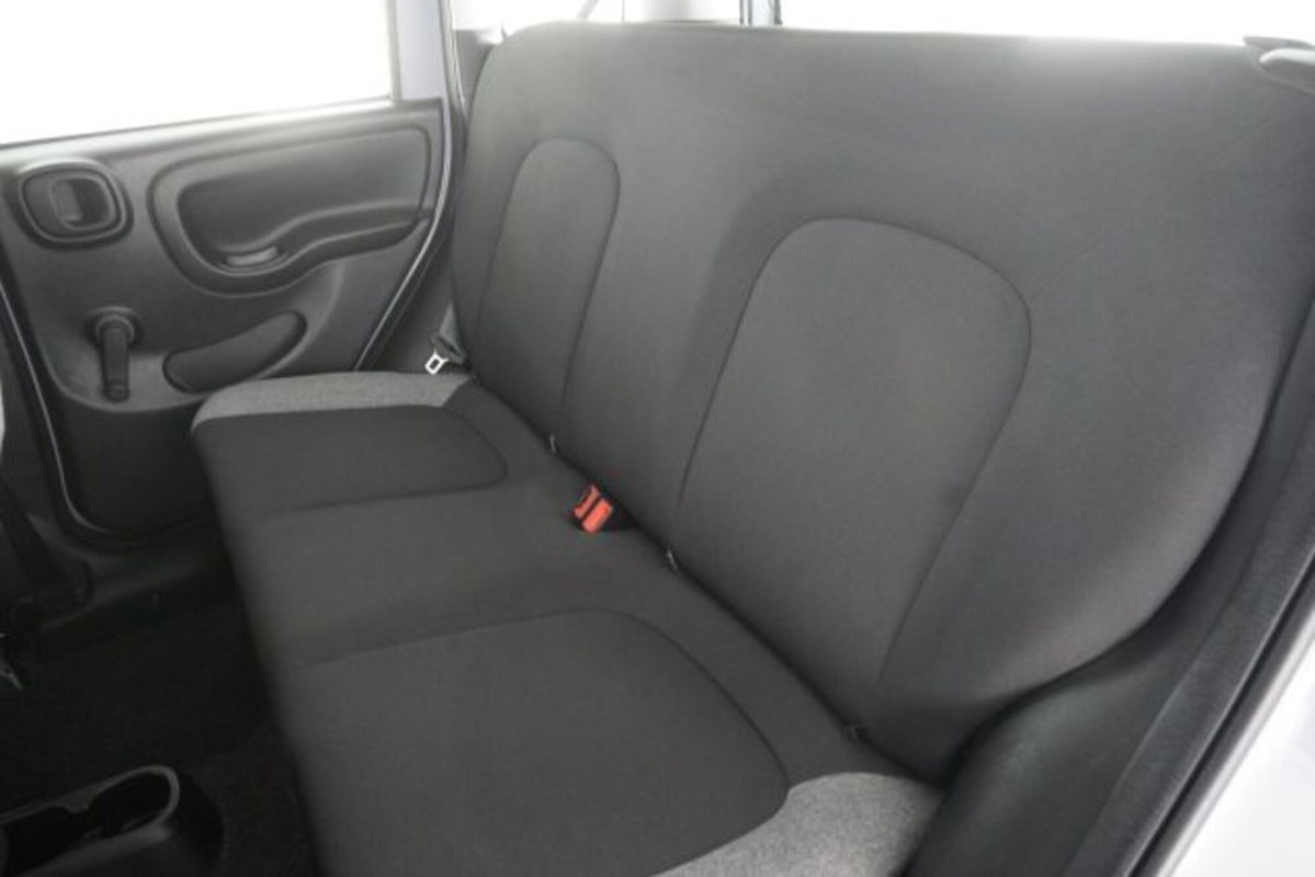 Fiat Panda 1.0 FireFly S&S Hybrid City Cross (11)