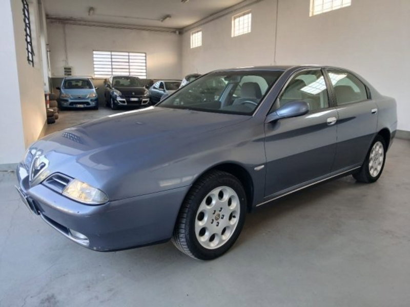 Alfa Romeo 166 2.0i 16V Twin Spark cat Progression