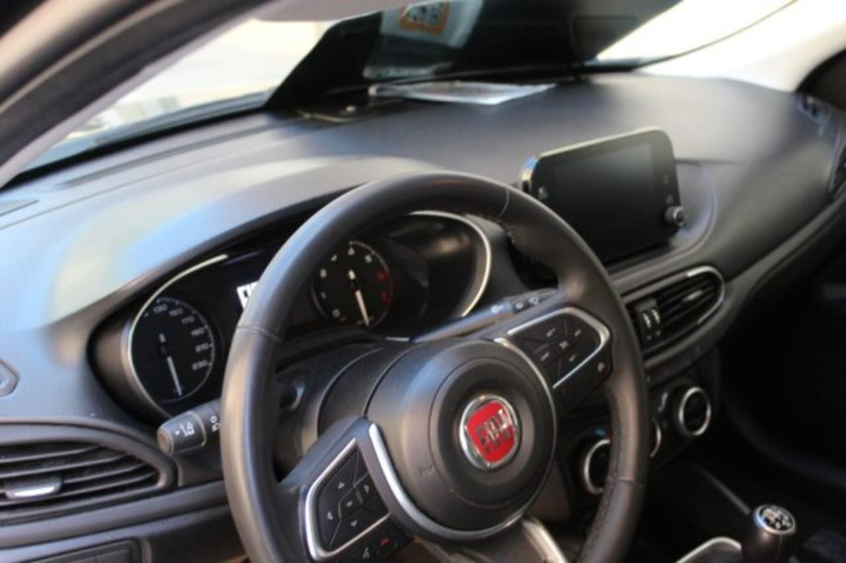 Fiat Tipo Station Wagon Tipo SW 1.0 t3 Cross 100cv (7)