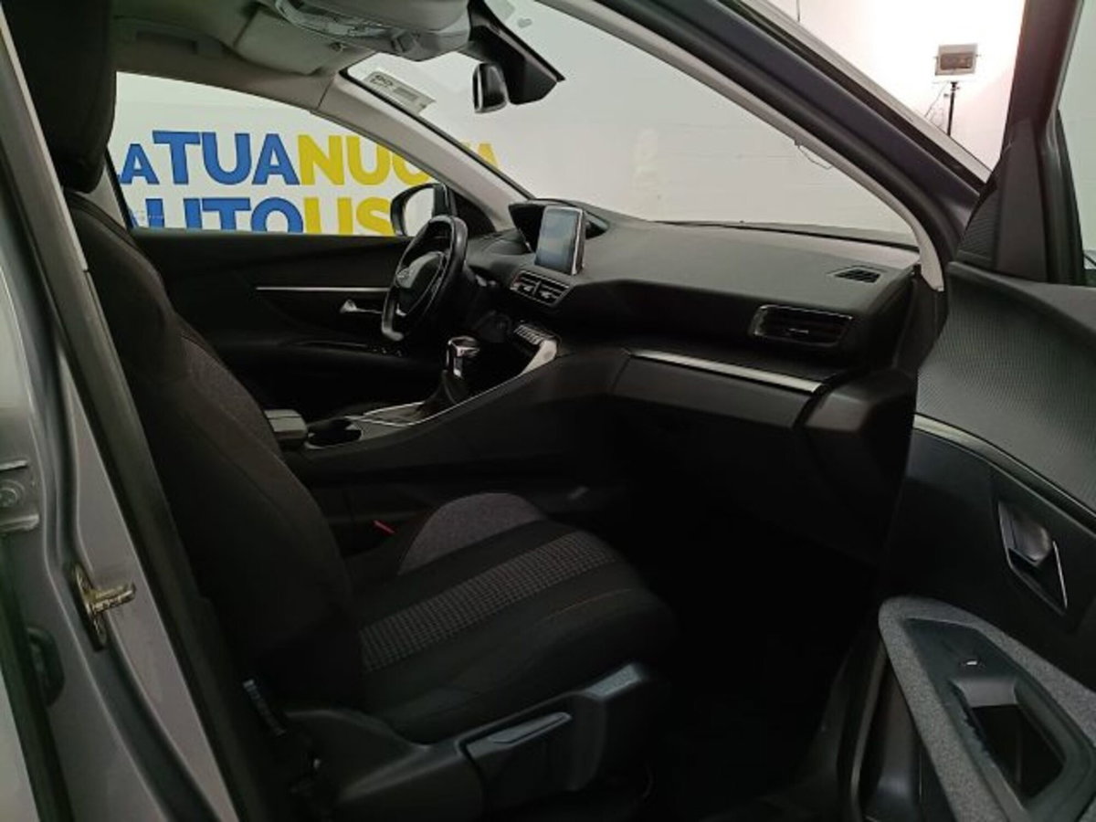 Peugeot 3008 BlueHDi 130 S&S Active (12)