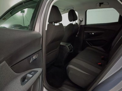 Peugeot 3008 BlueHDi 130 S&S Active (8)