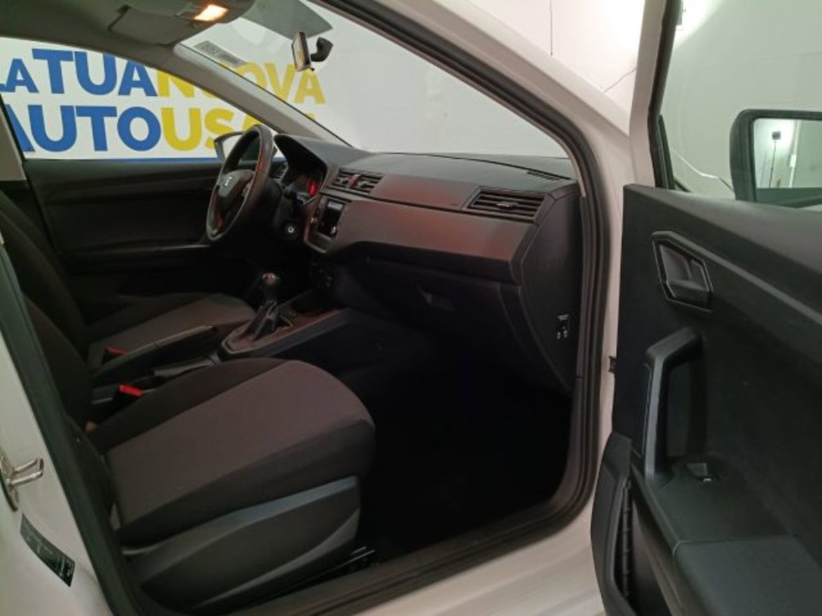 SEAT Ibiza 1.0 TGI 5 porte Reference (12)