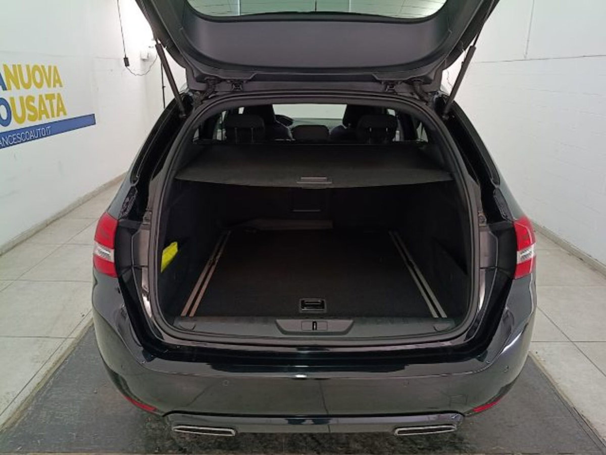 Peugeot 308 SW 1.2 puretech t GT s&s 130cv eat8 (15)