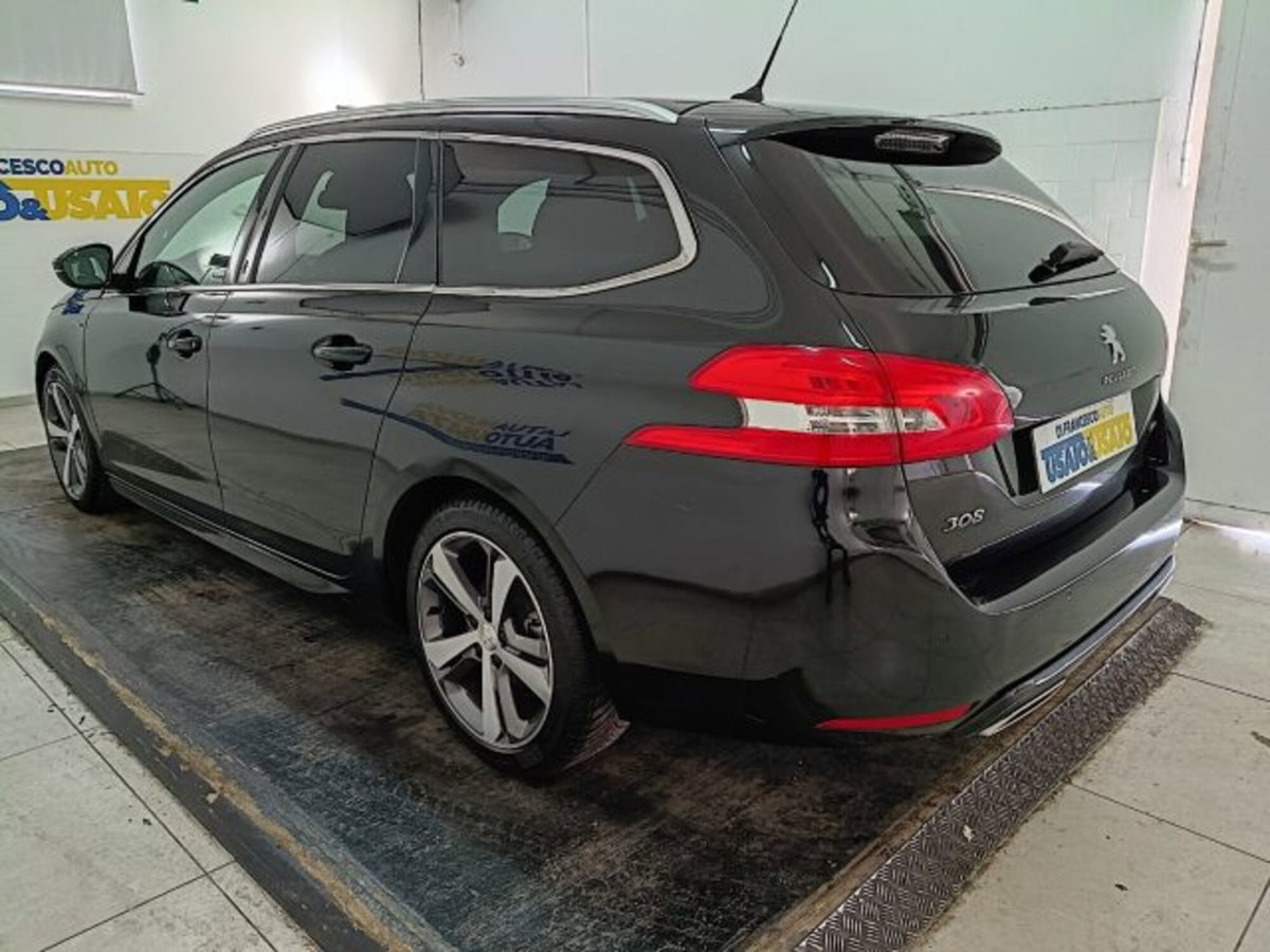 Peugeot 308 SW 1.2 puretech t GT s&s 130cv eat8 (5)
