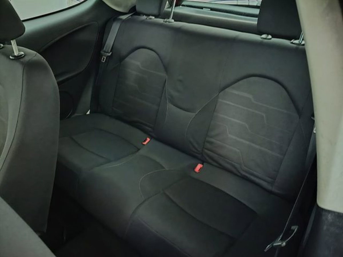 Alfa Romeo MiTo 1.3 JTDm 85 CV S&S Distinctive (9)