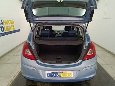 Opel Corsa 1.2 5 porte Club (16)