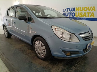 Opel Corsa 1.2 5 porte Club (2)