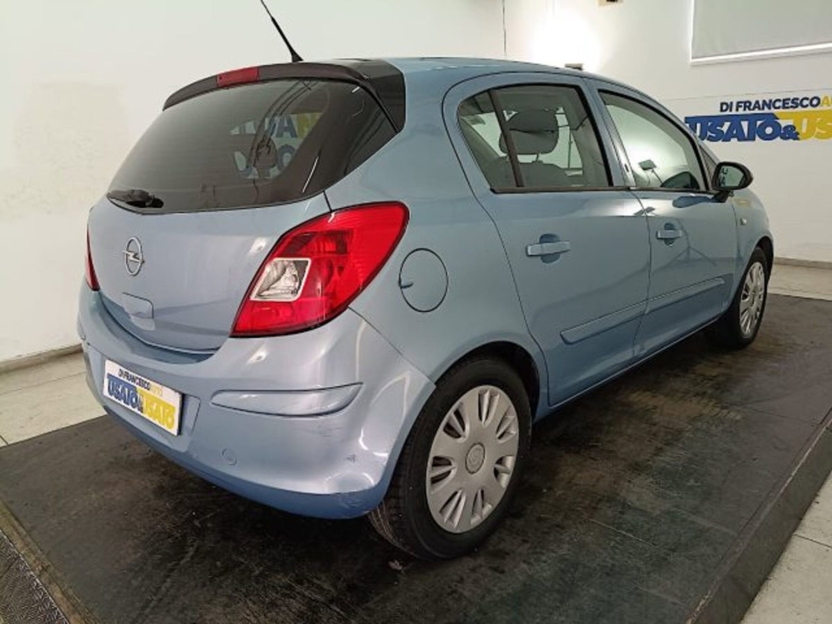 Opel Corsa 1.2 5 porte Club (5)