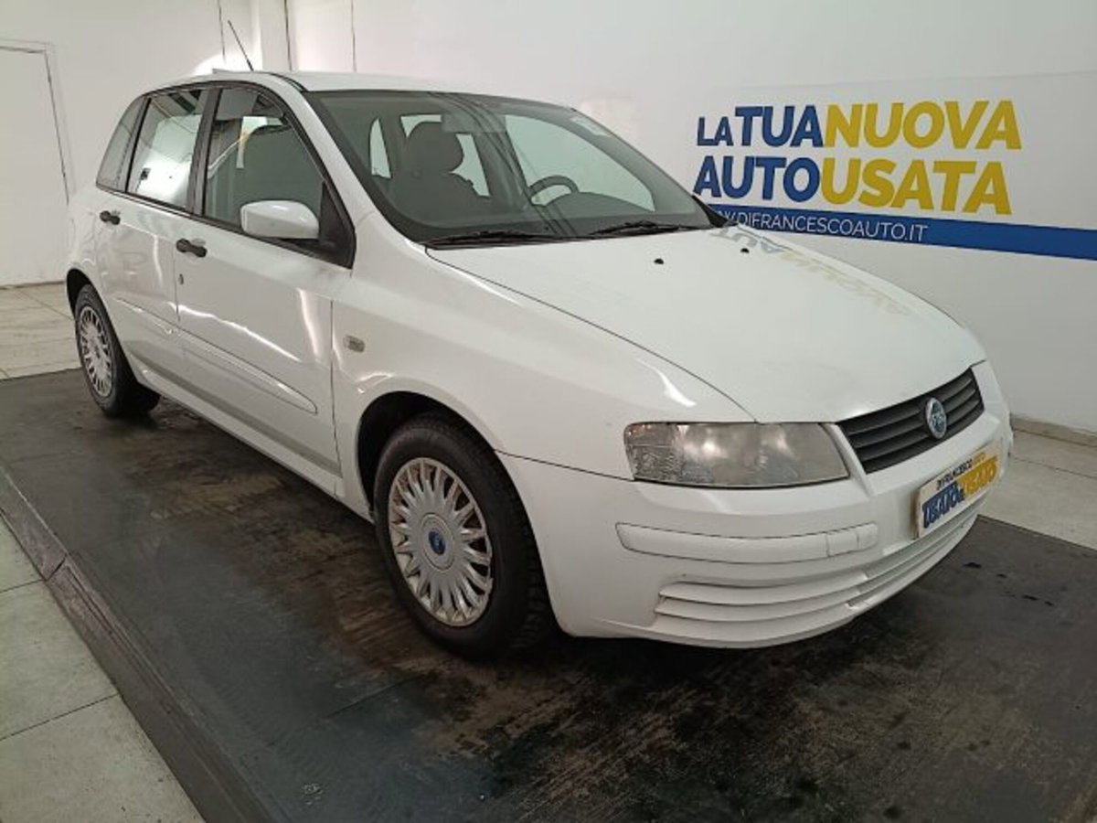 Fiat Stilo 1.6i 16V 5 porte Dynamic (2)