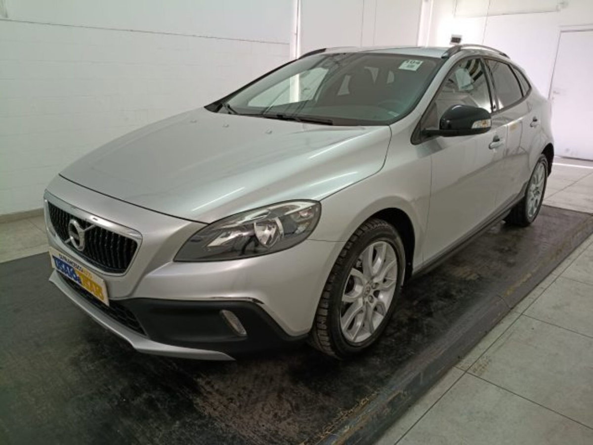 Volvo V40 Cross Country D2