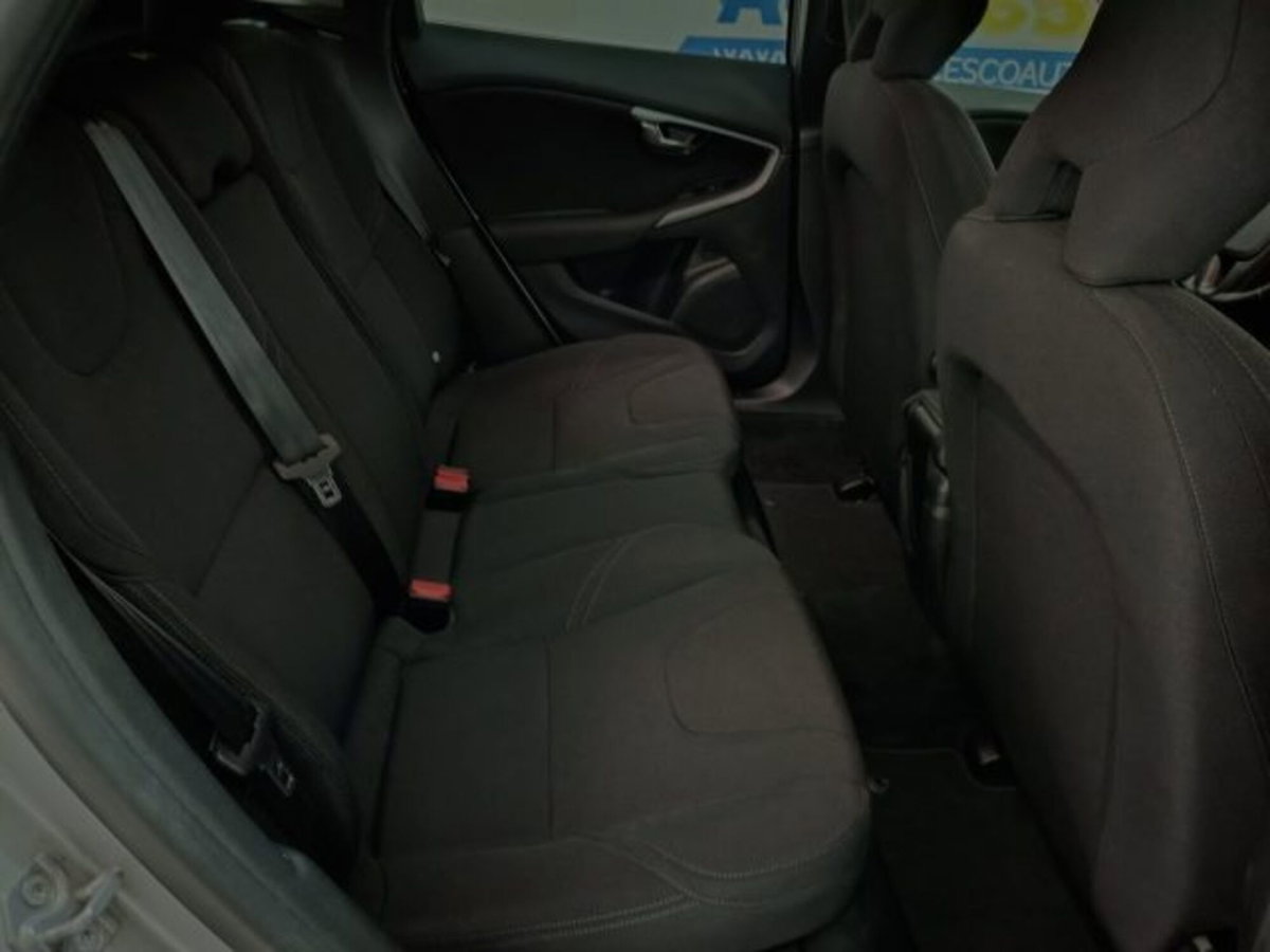 Volvo V40 Cross Country D2 (11)