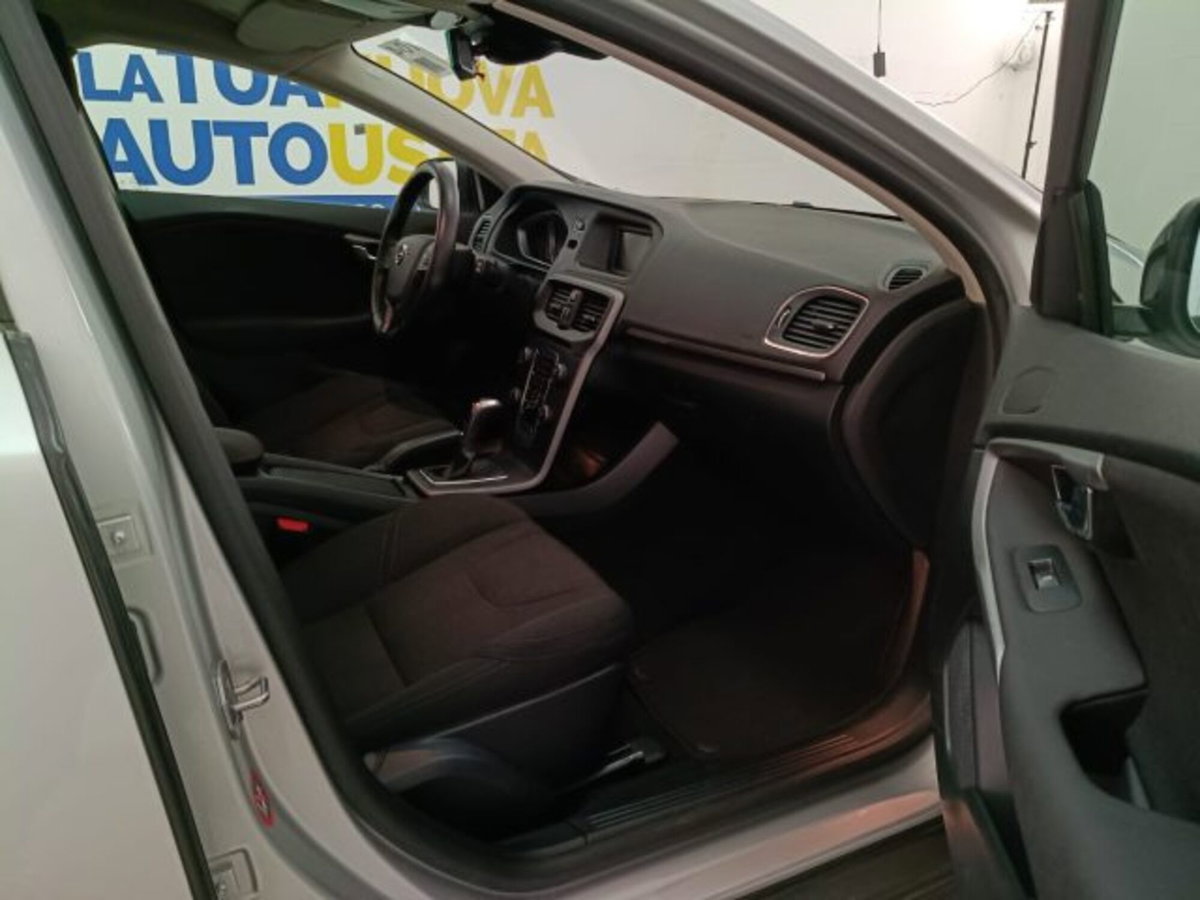 Volvo V40 Cross Country D2 (12)