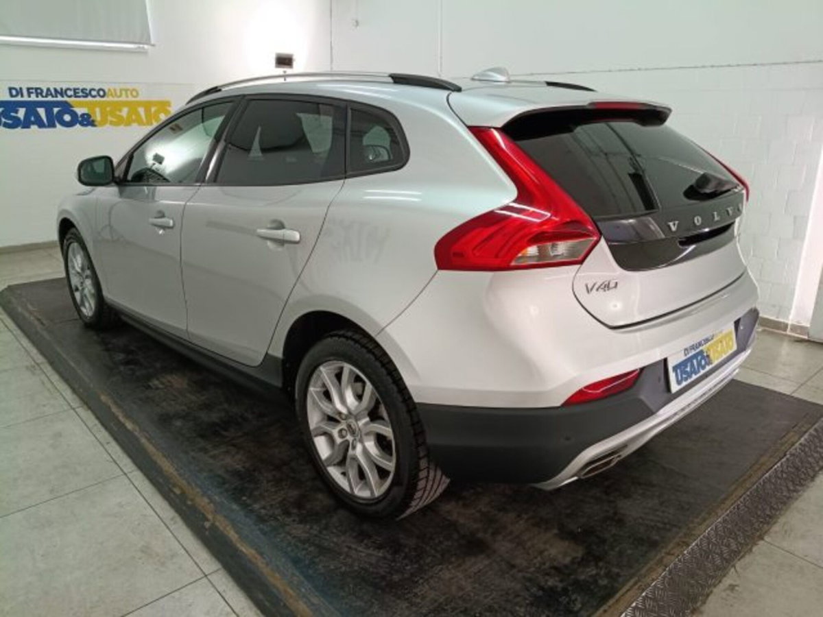 Volvo V40 Cross Country D2 (4)