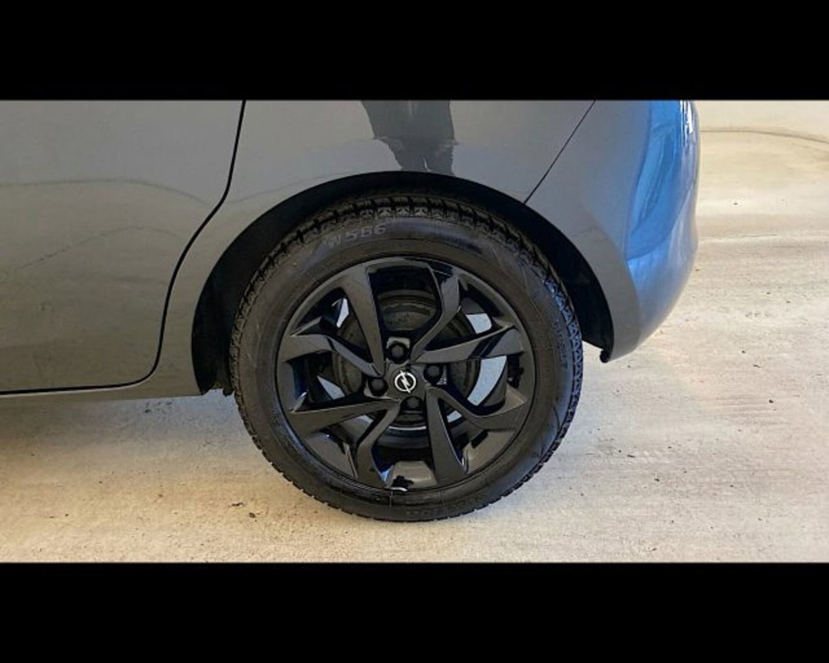 Opel Corsa 1.4 5 porte b-Color (13)