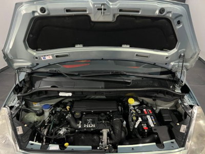 Peugeot 1007 1.4 HDi Sporty (14)