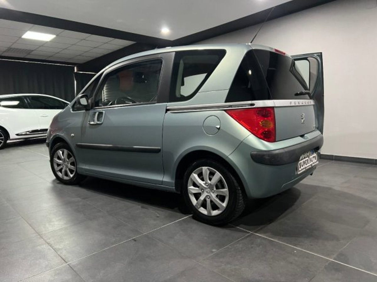 Peugeot 1007 1.4 HDi Sporty (3)