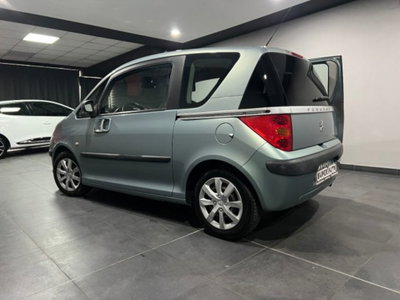 Peugeot 1007 1.4 HDi Sporty (3)