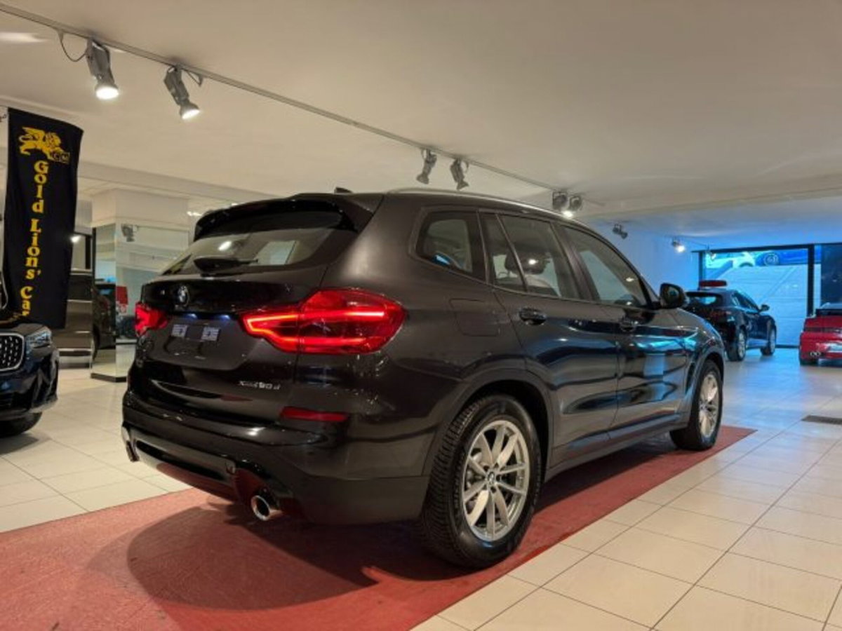 BMW X3 xdrive20d mhev 48V auto (7)