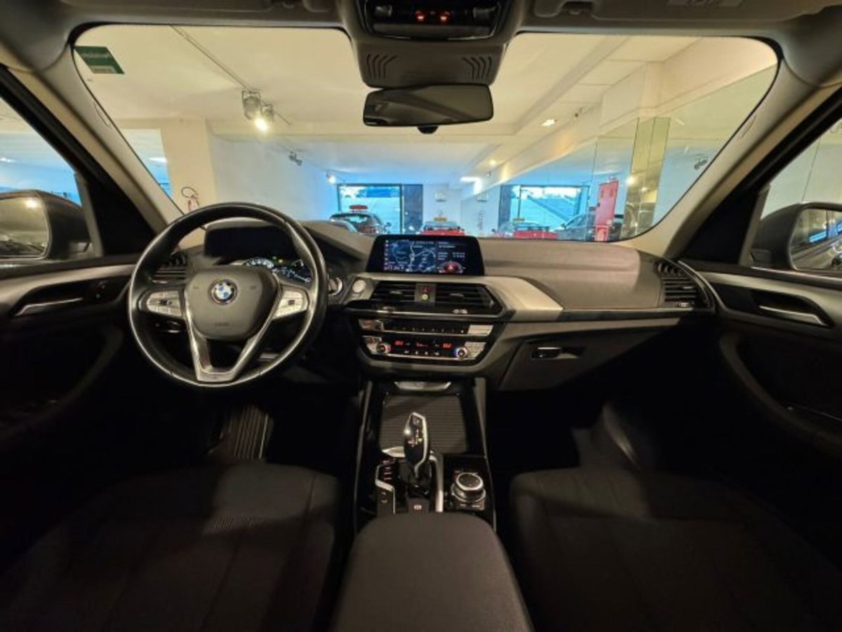 BMW X3 xdrive20d mhev 48V auto (8)
