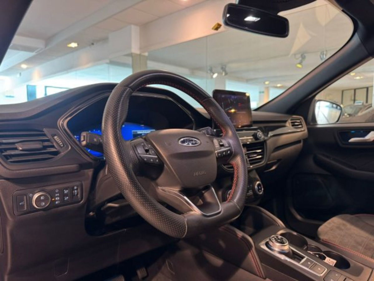 Ford Kuga 2.5 Full Hybrid 190 CV CVT AWD ST-Line Design (10)