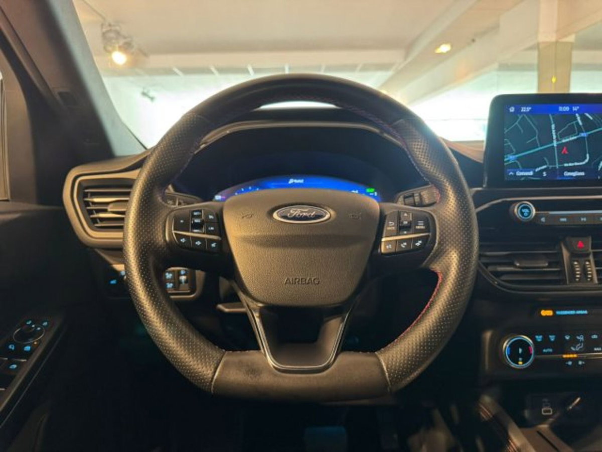 Ford Kuga 2.5 Full Hybrid 190 CV CVT AWD ST-Line Design (13)