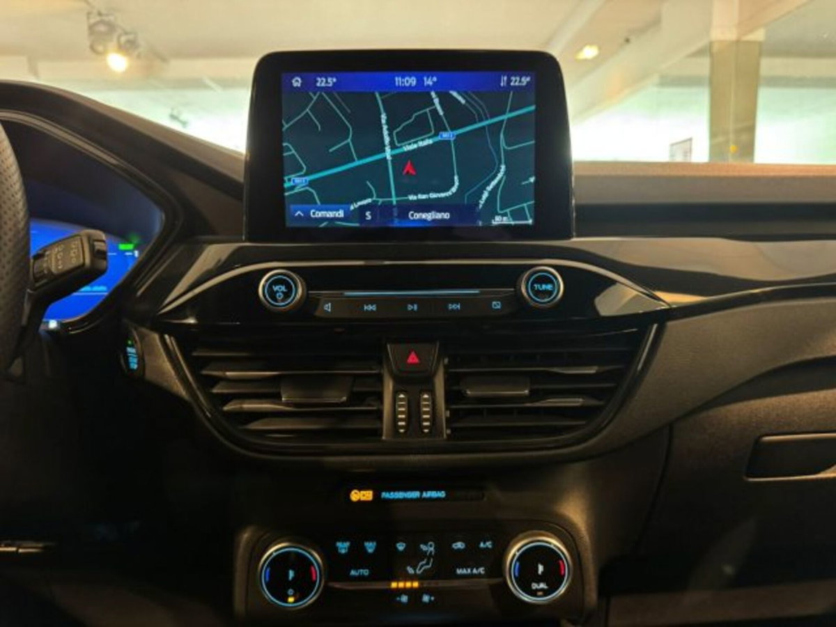 Ford Kuga 2.5 Full Hybrid 190 CV CVT AWD ST-Line Design (15)