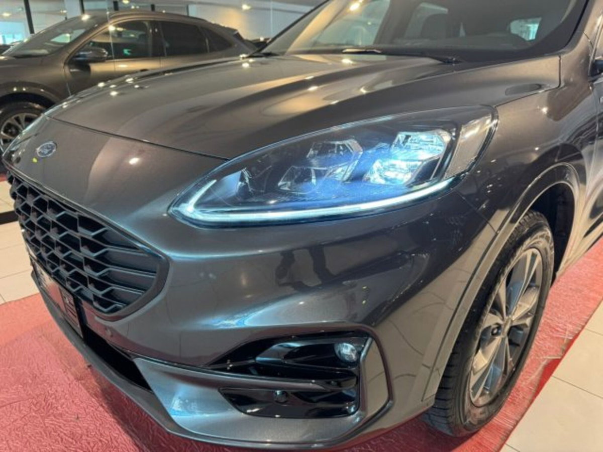 Ford Kuga 2.5 Full Hybrid 190 CV CVT AWD ST-Line Design (4)