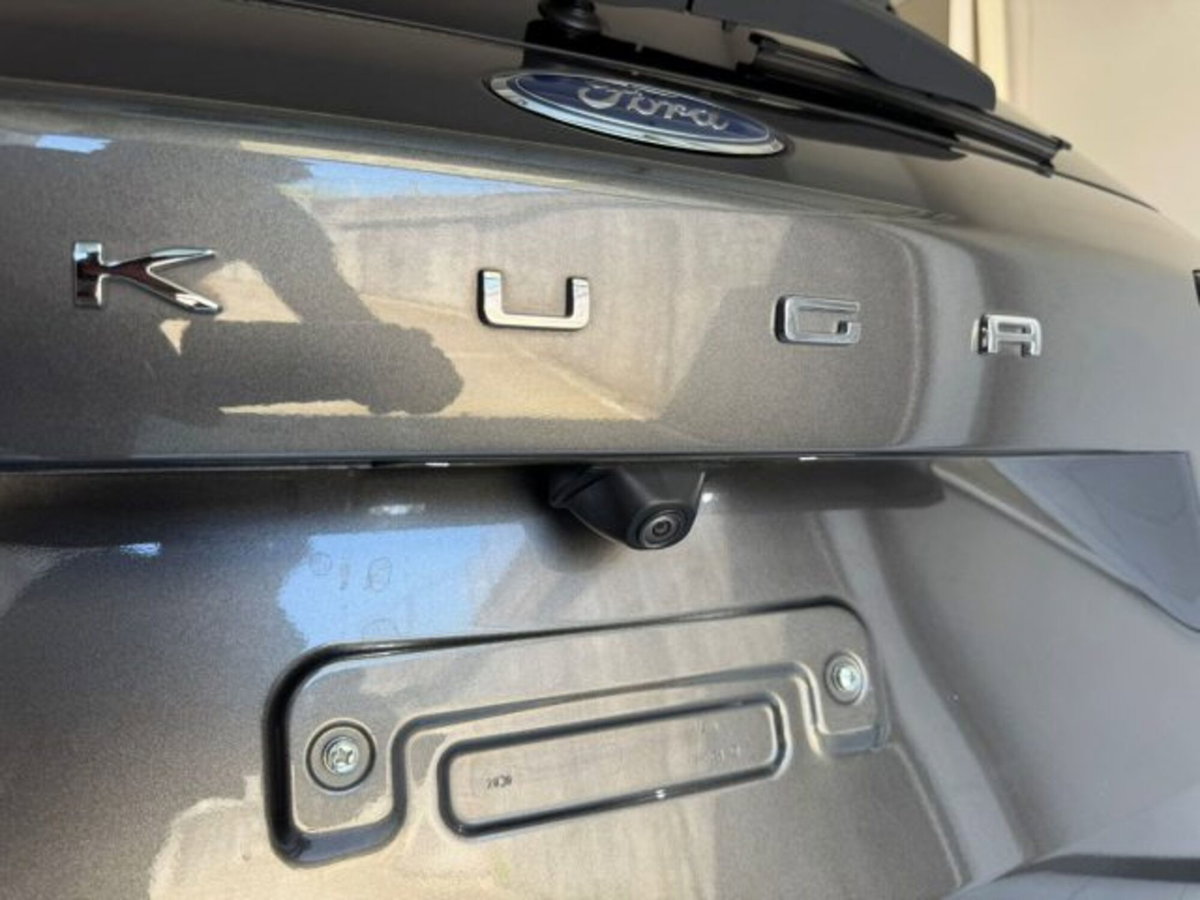 Ford Kuga 2.5 Full Hybrid 190 CV CVT AWD ST-Line Design (6)