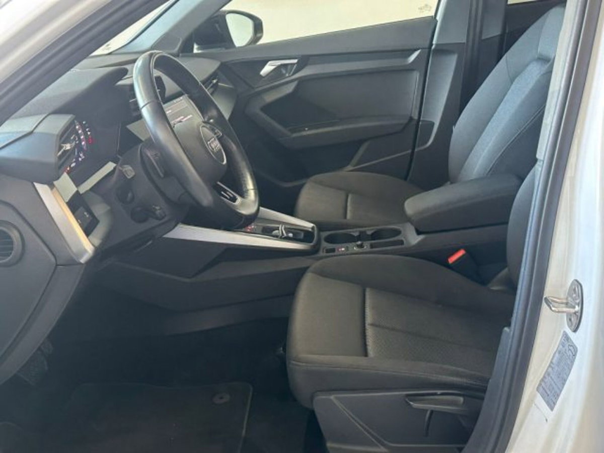 Audi A3 Sportback 2.0 tdi 116cv (9)