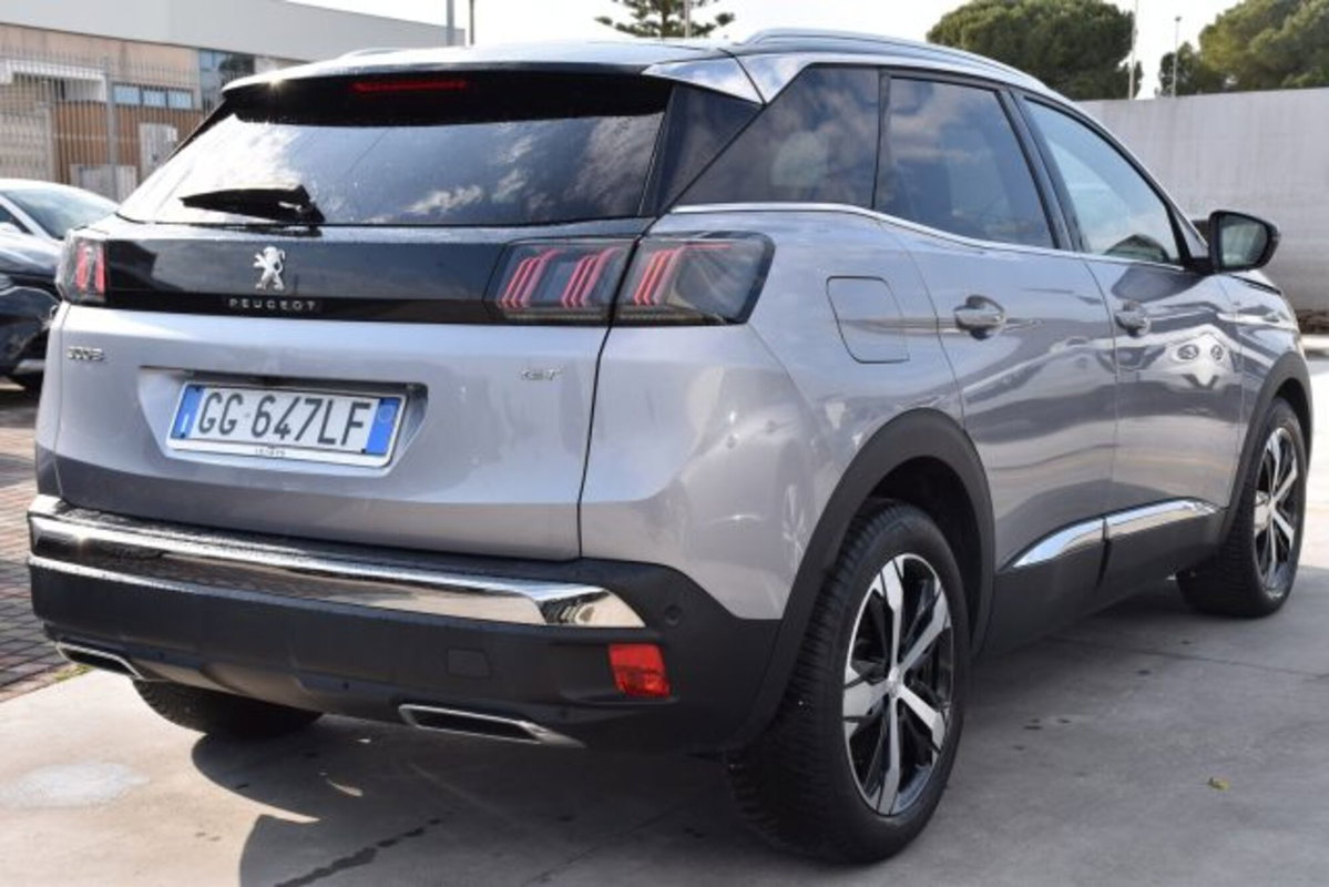 Peugeot 3008 BlueHDi 130 S&S EAT8 GT Pack (4)