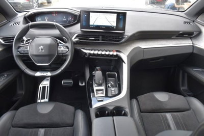 Peugeot 3008 BlueHDi 130 S&S EAT8 GT Pack (7)