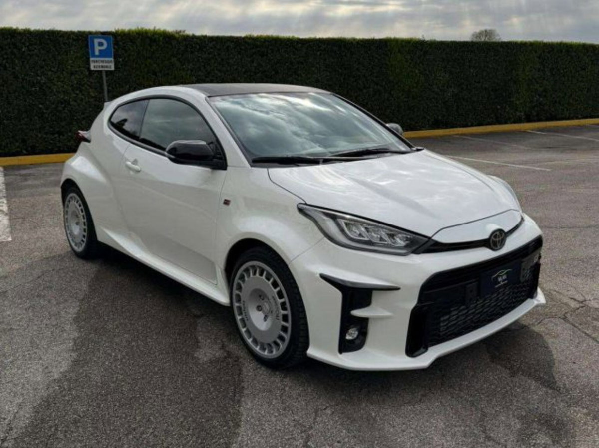 Toyota GR Yaris 1.6 Turbo 3 porte GR Yaris Circuit (4)