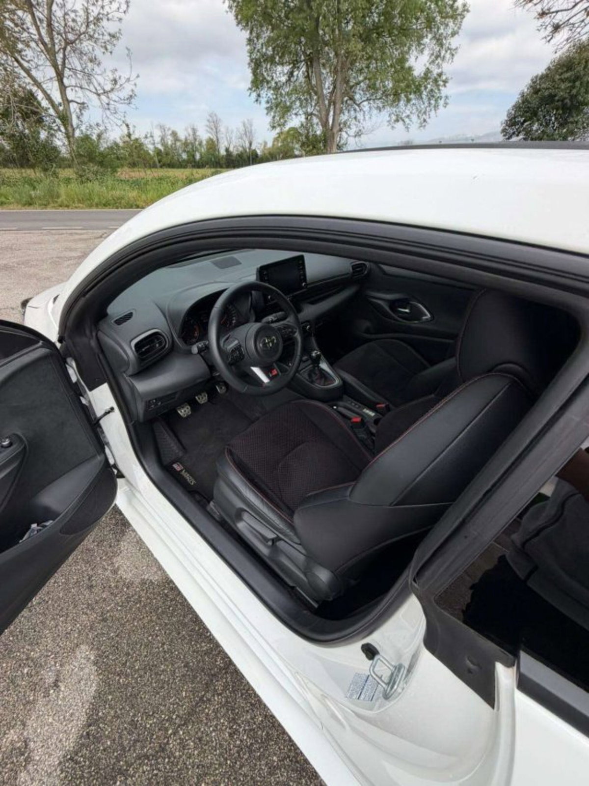 Toyota GR Yaris 1.6 Turbo 3 porte GR Yaris Circuit (7)