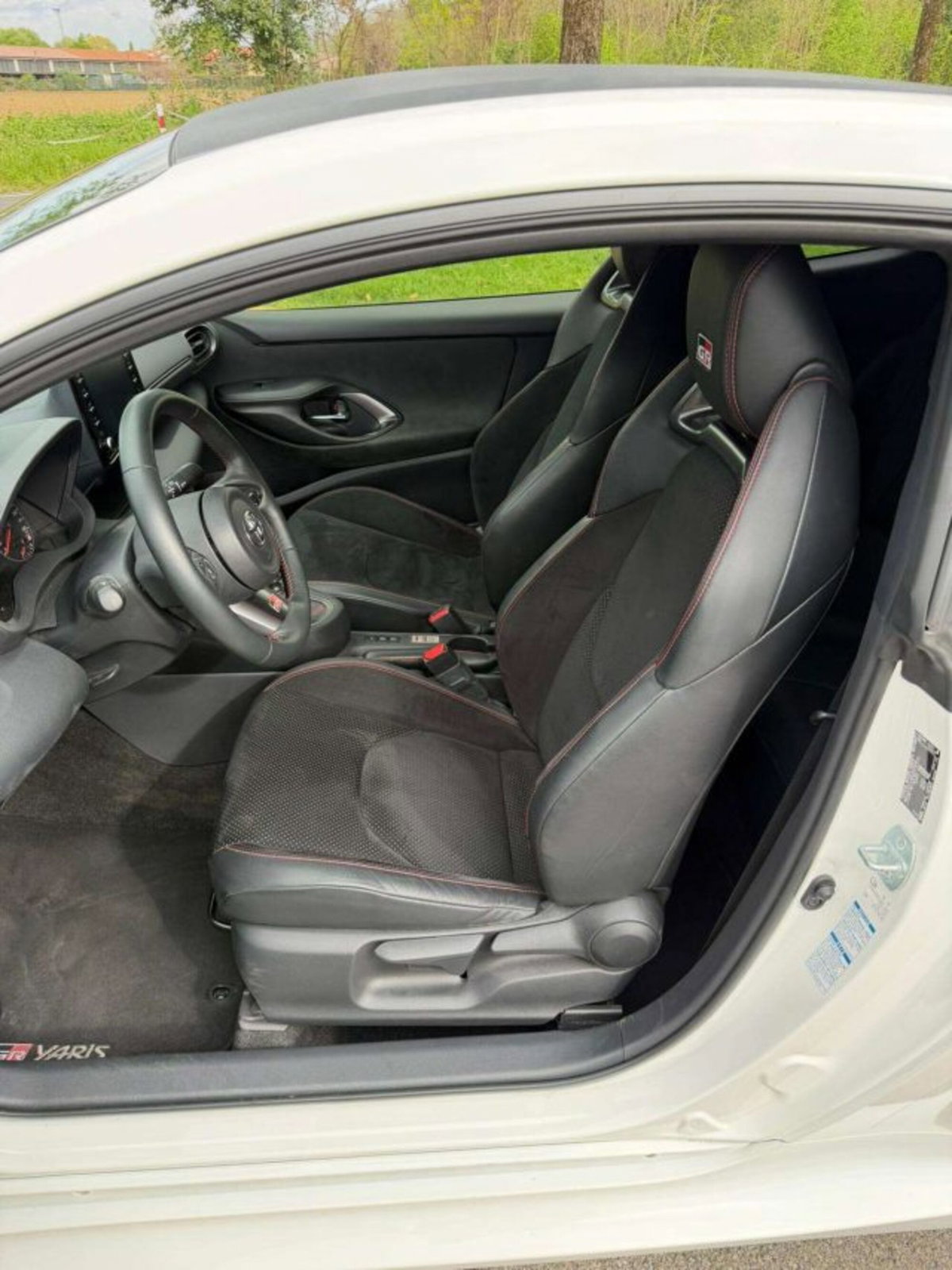 Toyota GR Yaris 1.6 Turbo 3 porte GR Yaris Circuit (8)
